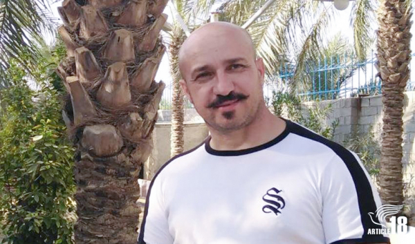 무슬림에서 기독교로 개종한 이란 성도 요한(사진)은 가정교회 활동을 이유로 2년간 수감되고, 다시 2년간 유배 생활 중에 80대 채찍질 형을 받으러 유배지에서 1,000km 떨어진 고향에 가야했다. 요한은 성찬식 포도주를 마신 이유로 2013년에 이어 지난 10월 14일 두 번째로 채찍형을 받았다. MBB 삼과 마리얌 부부는 개종자라는 이유로 2살이 안 된 입양한 딸을 빼앗길 위기에 처했다. ©한국오픈도어