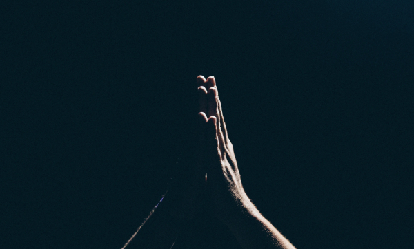 오늘 우리는 무엇을 위해 간절히 기도하고 있을까. ©unsplash