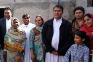 파키스탄 기독교인 가정(위 사진은 본 기사 내용과 직접적 관계 없음). ⓒACN 제공