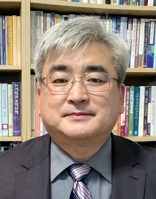 센트럴신학대학원 한국부 교육분과장 김효준 교수
