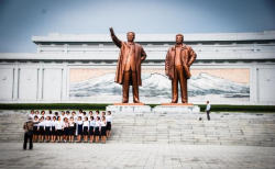 북한은 김 씨 3대에 대한 강력한 우상화 정책을 펴고 있다. ©한국오픈도어선교회 