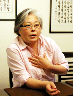 그린하우스 양로원 손현주 목사