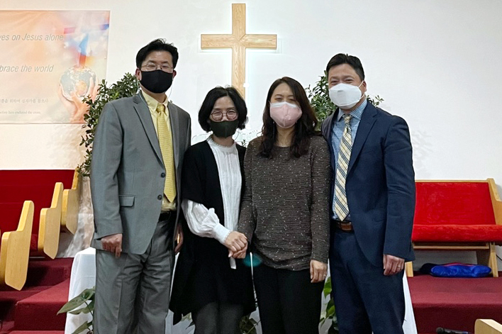 송원희 목사, 송현옥 사모, 곽지현 사모, 곽호준 목사