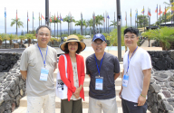 왼쪽부터 김선진 교수, 손에스더 사모, 박상원 목사, 윤학렬 감독