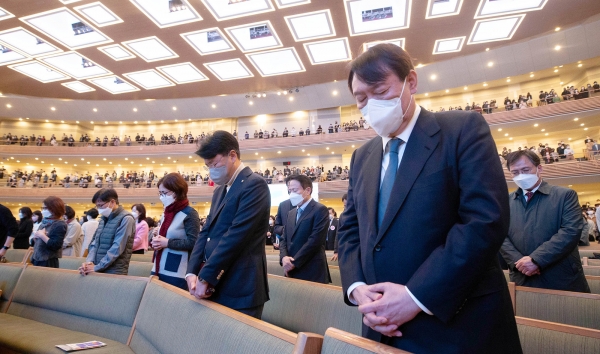 윤석열 후보가 21일 서울 서초구 사랑의교회 제3부 주일예배에 참석했다. 