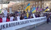 러시아의 침공을 반대하는 영국 시위대