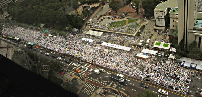 2022년 7월 16일 서울시의회 앞에서 열린 동성애퀴어축제반대국민대회. 10만여 명의 시민들이 가득 메웠다. ⓒ포토그래퍼 주동식·동성애퀴어축제반대국민대회 제공)