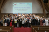 글로벌복음통일전문 선교컨퍼런스 둘째날 탈북 신학생들과 대회 관계자 및 참가자들이 기념촬영을 했다.