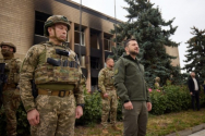 우크라이나 젤런스키 대통령과 군인들의 모습. ©intsecurity.org
