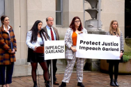 미국 생명수호활동가들은 법무부 앞에서 메릭 갈랜드 법무장관의 탄핵을 촉구하는 기자회견을 열었다. ⓒ미국 크리스천포스트 제공