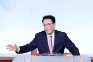 타코마새생명교회 창립 40주년 부흥회를 인도하는 김한요 목사