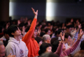 서울 오륜교회에서 진행되는 기도회에 참석한 청년들. 청년들의 10명 중 9명은 교회 의사 결정에 참여하길 원하는 것으로 나타났다(위 사진은 본 기사 내용과 직접적 관련이 없음). ⓒ오륜교회 제공 