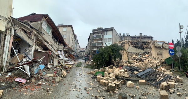 지진이 발생한 튀르키예의 거리 ©기감