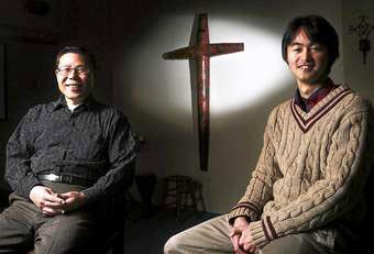 주성식 목사(왼쪽)와 Ishibas 목사(오른쪽)