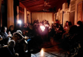 튀르키예 지진 이후 교회에 모여 예배드리는 모습 ©대한성서공회