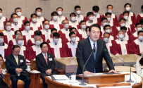 윤석열 대통령이 참석해 인사말을 전하고 있다. ©공동취재단