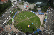 지난해 7월 16일 서울광장에서 퀴어문화축제가 열리던 모습