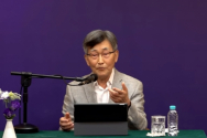 이재철 목사가 목회자 세미나에서 이중직에 대해 언급하고 있다. ©물댄동산교회 유튜브 채널