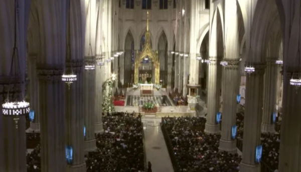 15일 뉴욕시 성 패트릭 대성당에서 팀 켈러 목사의 추모예배가 열렸다. ©성 패트릭 대성당 유튜브 캡처