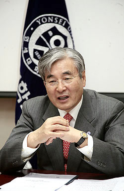 연세대 신임총장 김한중 교수 ⓒ고준호 기자 