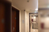 베이징에 거주 중인 이안 라히프(34) 씨의 아파트 문 밖에 설치된 CCTV. ⓒCNN 보도화면 캡쳐