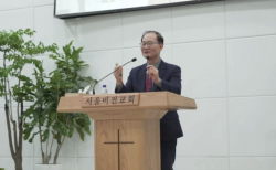 주강사 원재춘 목사(갈보리침례교회)가 2일 ‘디지털 목회 리더십’을 제목으로 메시지를 전했다. ⓒITMC 2023