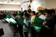 한인동산장로교회 2023년 성탄절합동예배에서 연합찬양대와 유초등부 학생들이 성탄절 칸타타 공연을 펼쳤다.