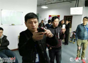 가정교회를 급습한 중국 비밀 경찰