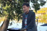 캄보디아 이소망 선교사가 시애틀 안디옥교회 요게벳 목장에서 선교 보고를 전하고 있다