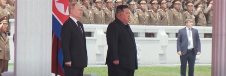 북한을 방문한 푸틴 러시아 대통령(왼쪽)과 김정은 북한 국무위원장. ⓒ현지 영상 캡처