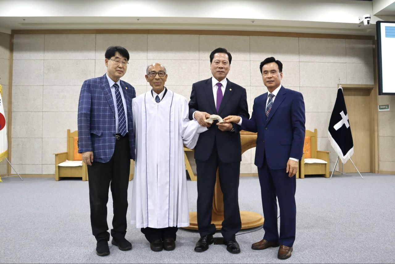 논산 훈련소 연무대 군인교회에서 거행된 진중 세례식