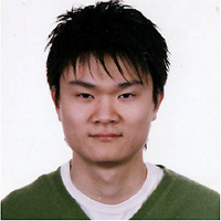 해밀턴 대학의 한국문화 축제를 준비하고 있는 김제용 씨