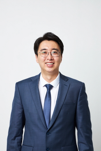 달라스 리스타트 교회 담임 박형용 목사