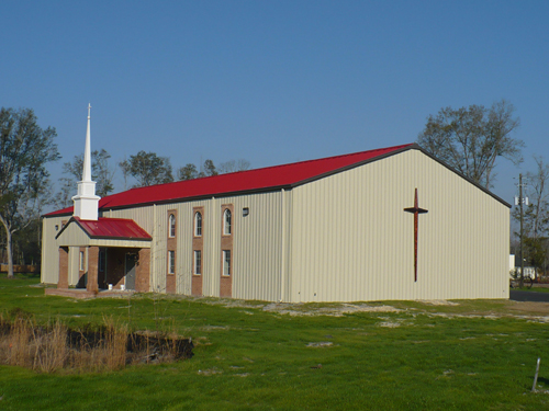 새로 지어지고 있는 성전의 외부모습.