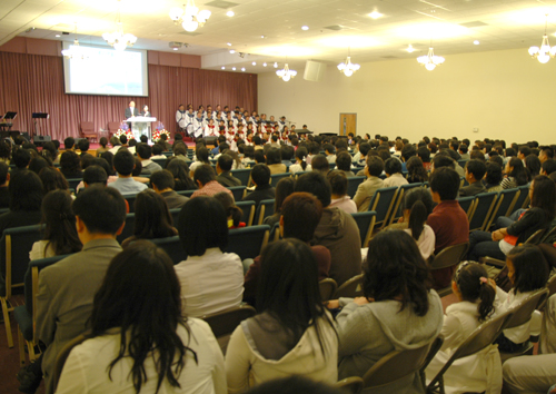 이날 연합예배에는 영어권과 한어권, 남녀노소 모든 성도가 참여해 은혜를 더했다. 