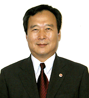 뉴욕밀알선교단 이사장에 김기철 전 한인회 회장이 추대됐다.