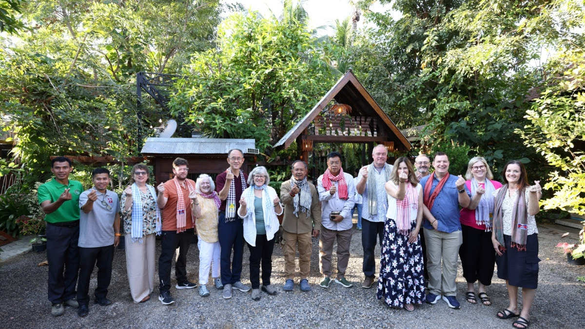 캄보디아 국경 지역, 반떼 미안체이 주지사가 DCMi 선교팀에 감사를 전했다