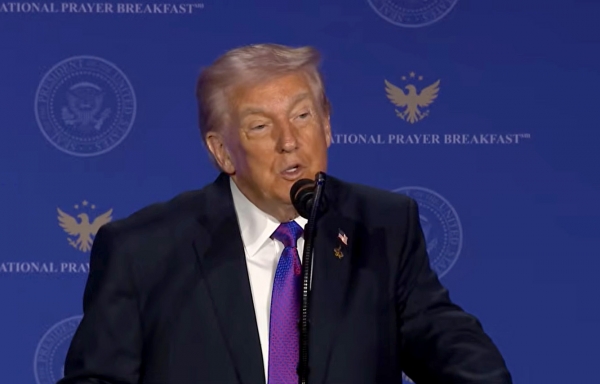 미국 국가조찬기도회에 참석한 도널드 트럼프 미국 대통령이 연설하고 있다. ©영상 캡쳐