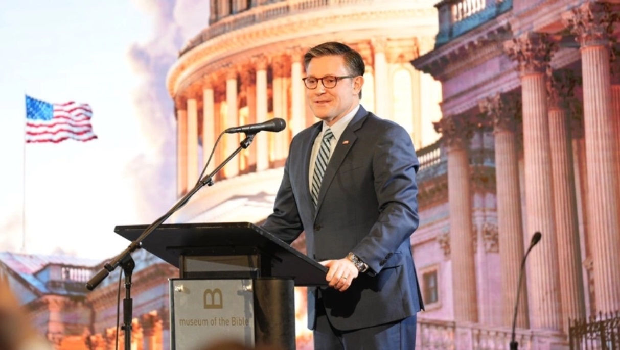 ▲마이크 존슨 하원의장이 2026년 2월 4일 워싱턴 D.C.의 성경박물관에서 열린 가족연구위원회 '전국 기도와 회개 모임'에서 연설하고 있다. ⓒ가족연구위원회