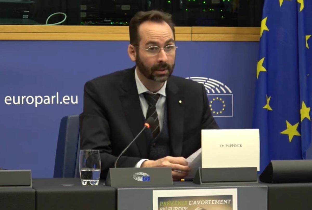 ▲유럽법과정의센터 그레고르 푸핀크(Grégor Puppinck) 소장. ⓒ유튜브 영상 캡처