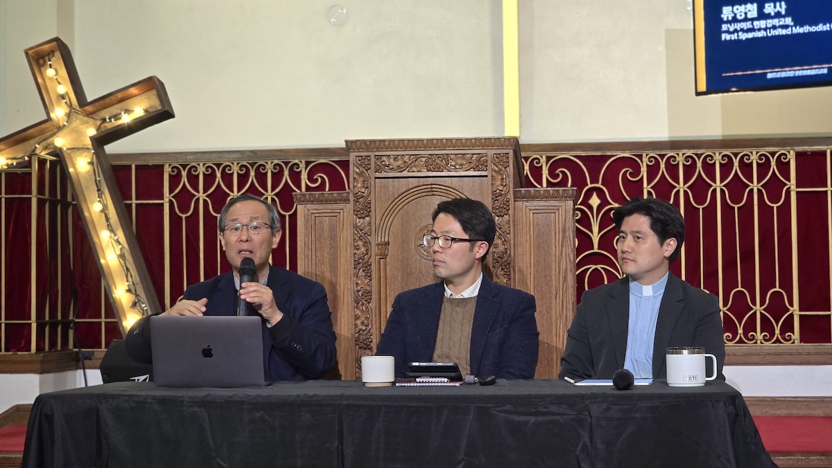 UMC 뉴욕연회 한인코커스 인종정의동아리가 3·1절 기념 포럼 ‘우리의 3·1, 우리의 교회’를 개최했다. 패널들이 발표하고 있다.