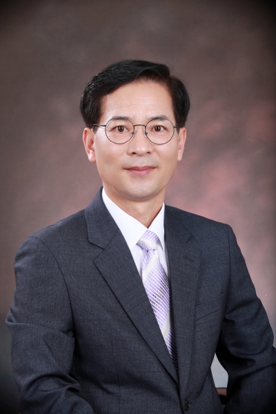 김영일 목사(예수교미주성결교회 총회장)