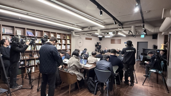 기독교사회문제연구소가 '10년 후 한국교회: 캐나다·미국 교회로부터 듣는다'를 주제로 토론회를 개최했다. ©기사연 제공