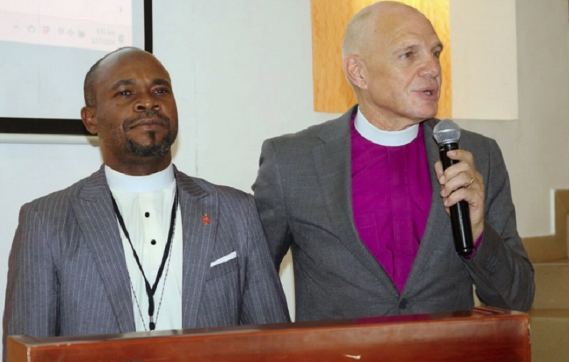 ▲나이지리아 연합감리교회 안데 엠마누엘(왼쪽) 주교. ⓒUM 뉴스