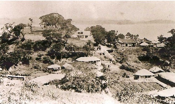 1895년경의 수덕산 전경