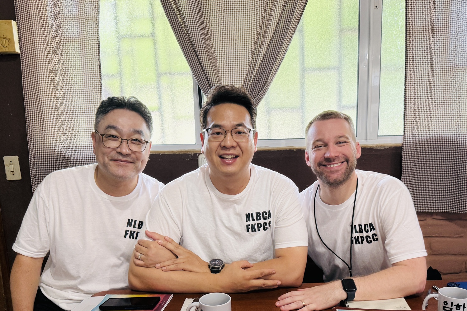 왼쪽부터 샬롯제일장로교회 설대억 목사, 아틀란타 새생명교회 한형근 목사, Forest Hill Church South Boulevard Campus 롤랜드 목사