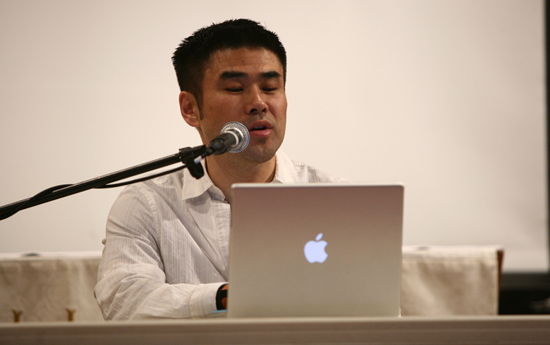 장애를 이기고 의사가 된 이승복 교수 ⓒ사진작가 Young Sam Kim 