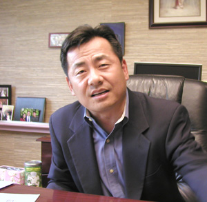 2세들의 조용한 탈출에 대한 고민으로 개척을 결심한 새교회 심수영 목사.