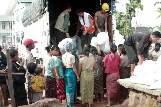 지난 주말 열대성 폭풍 '나르기스'가 미얀마를 강타해 수십명의 사상자를 냈다. ⓒ월드비전