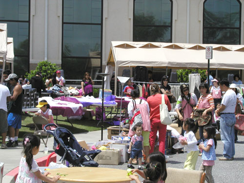 분주한 야드세일 모습